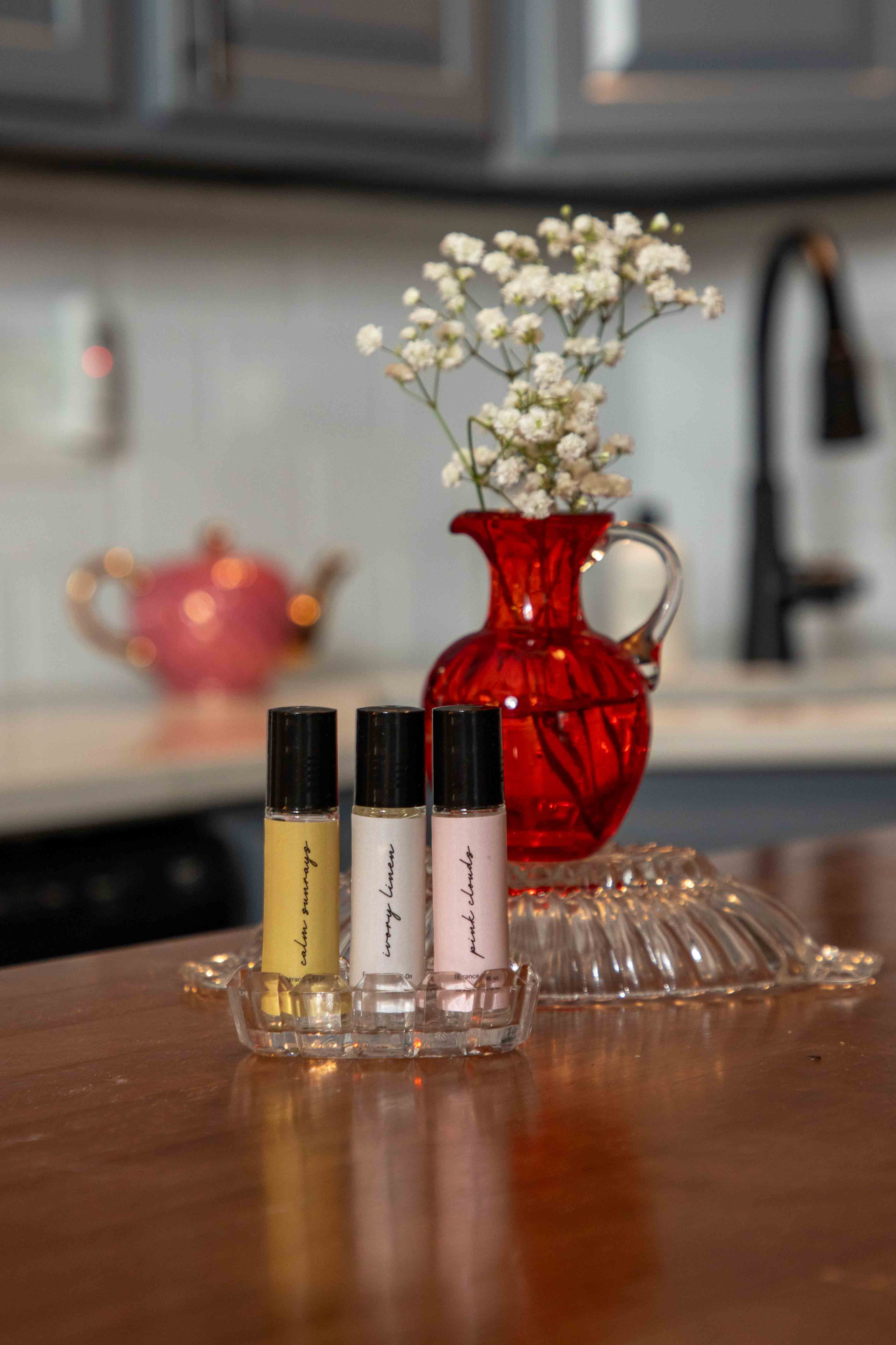 Ivory Linen Fragrance Roll-On - Image 2